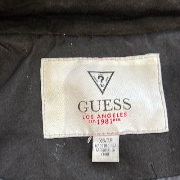 3 coats - Picture 7 of 7